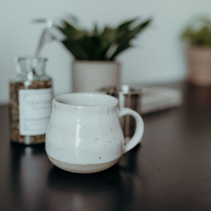handgemachte-teetasse-tasse-mit-henkel